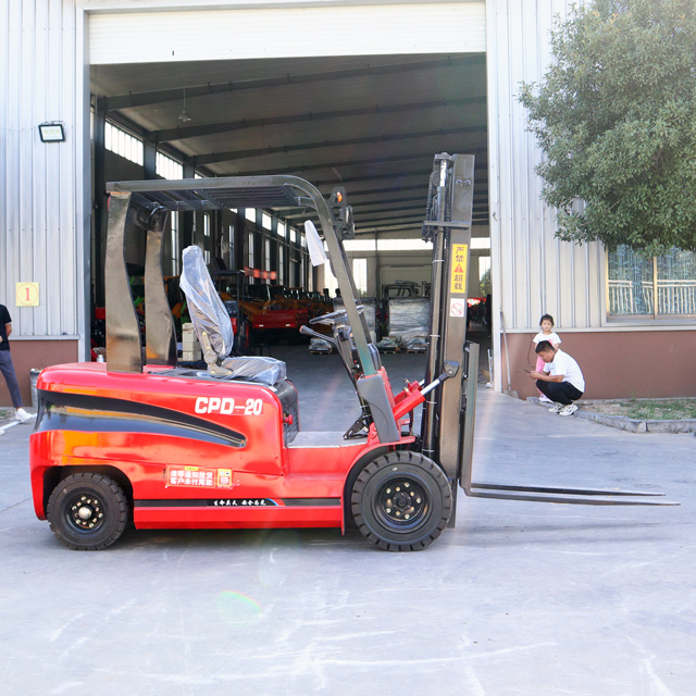 Custom 2.0 Ton Forklift Truck  - огляд і ціна Heavy Equipment Logistics